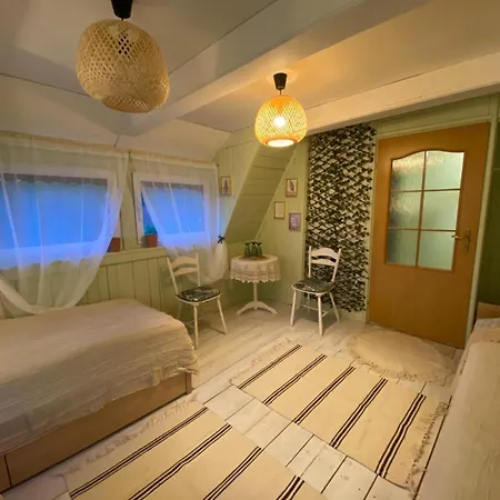 Leszczynowy Nad Jeziorem Dom wakacyjny *